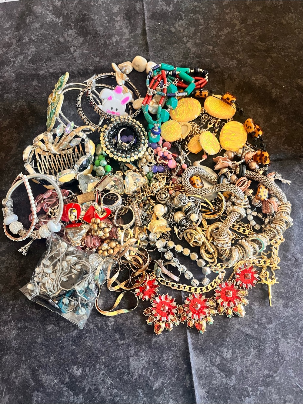 Craft & Wearable Lot - Picture 2 of 7